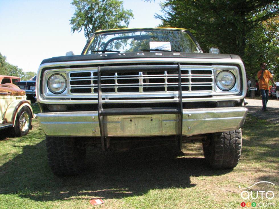 Les Belles Autos d'hier 2006