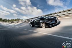 Bugatti Chiron driving