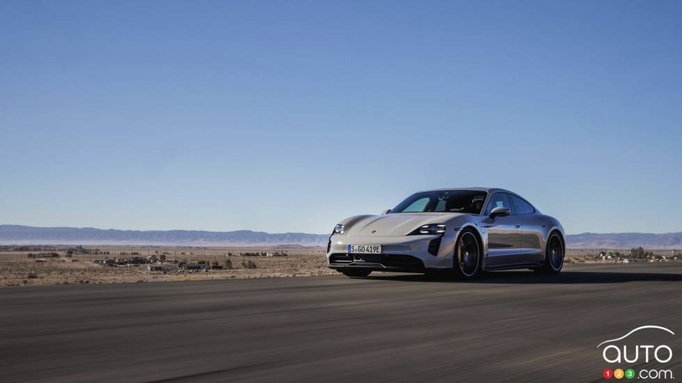 Voici les Porsche Taycan GTS et GTS Sport Turismo 2022