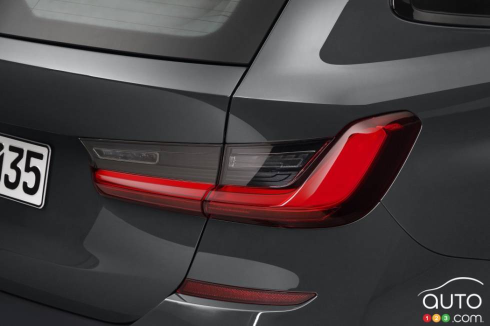 Introducing the 2020 BMW 3 Series Touring