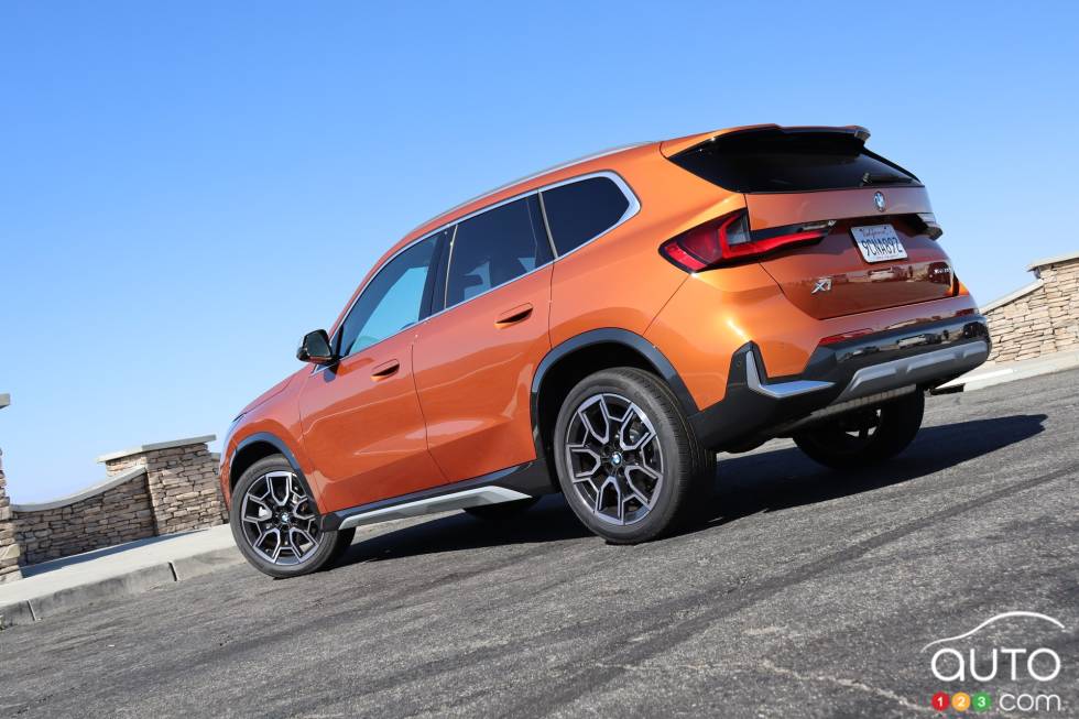 We drive the 2023 BMW X1