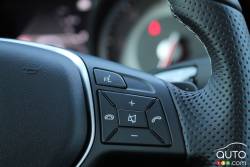 Commandes Bluetooth montées sur le volant