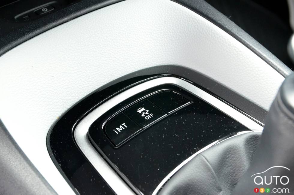 Nous conduisons la Toyota Corolla Apex 2021