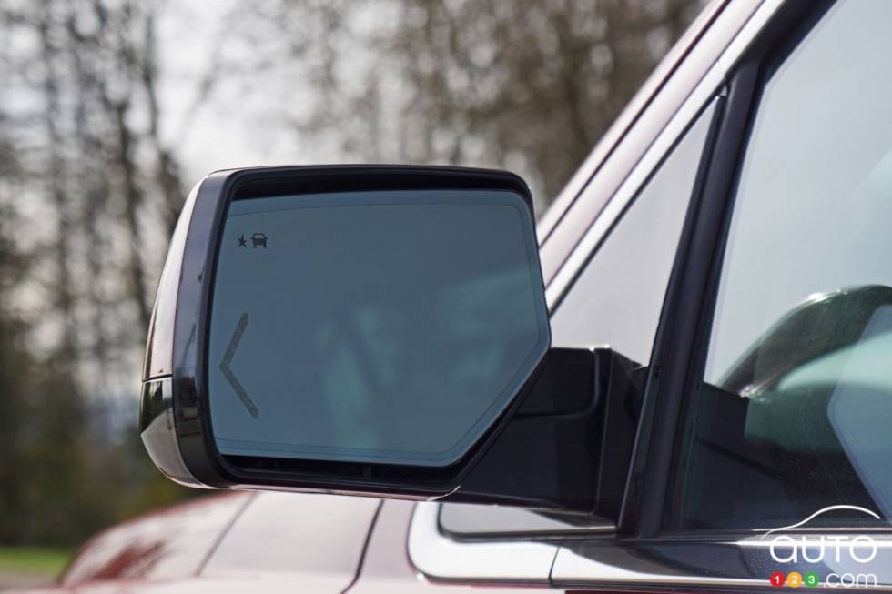 Mirroir du GMC Yukon Denali 2016