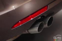 Twin tailpipes