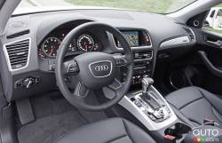 Habitacle du conducteur de l'Audi Q5 Quattro Tecknic 2017