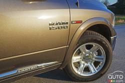 2017 Ram 1500 EcoDiesel Crew Cab Laramie Limited 4X4 wheel