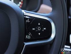   Steering wheel  functionality                               