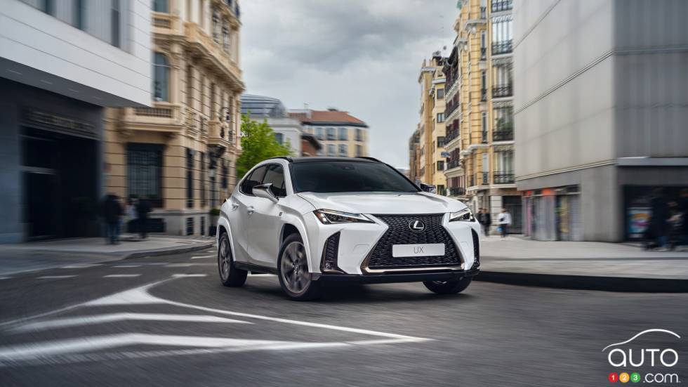 Voici le Lexus UX 2023
