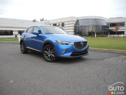 3/4 front view (Mazda CX-3)