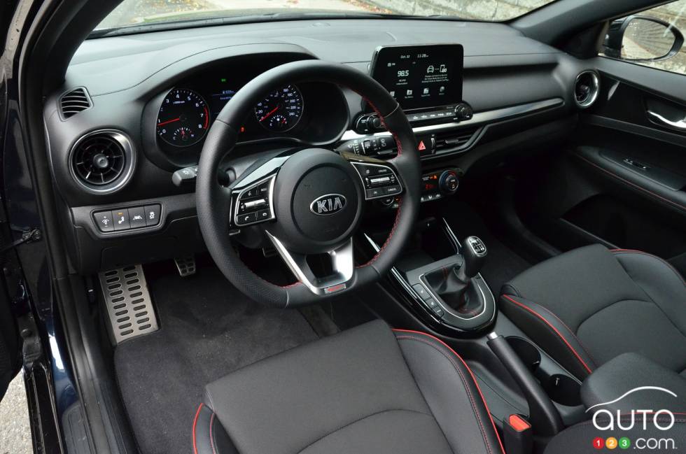 2021 Kia Forte GT with manual transmission pictures Auto123
