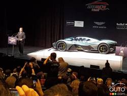 Le prototype Aston Martin-Red Bull 001 fait sa première apparition dans un salon de l’auto. 