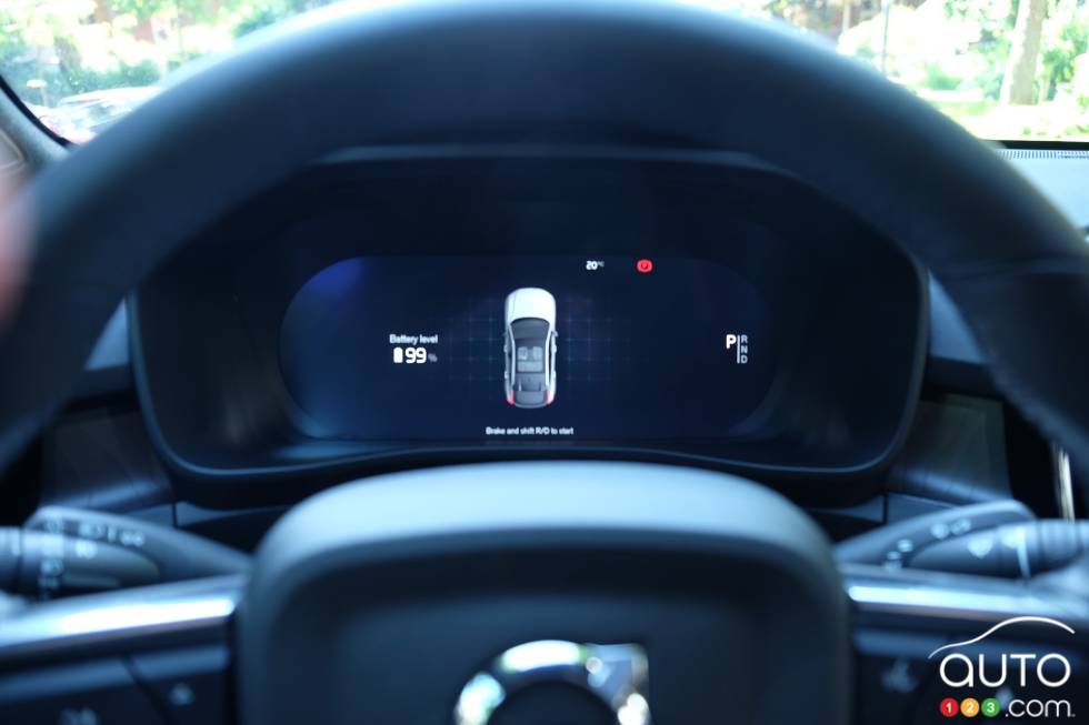 We drive the 2022 Volvo C40 Recharge