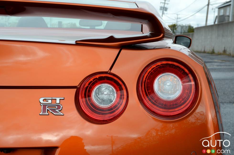 Feux arrière de la Nissan GT-R 2017