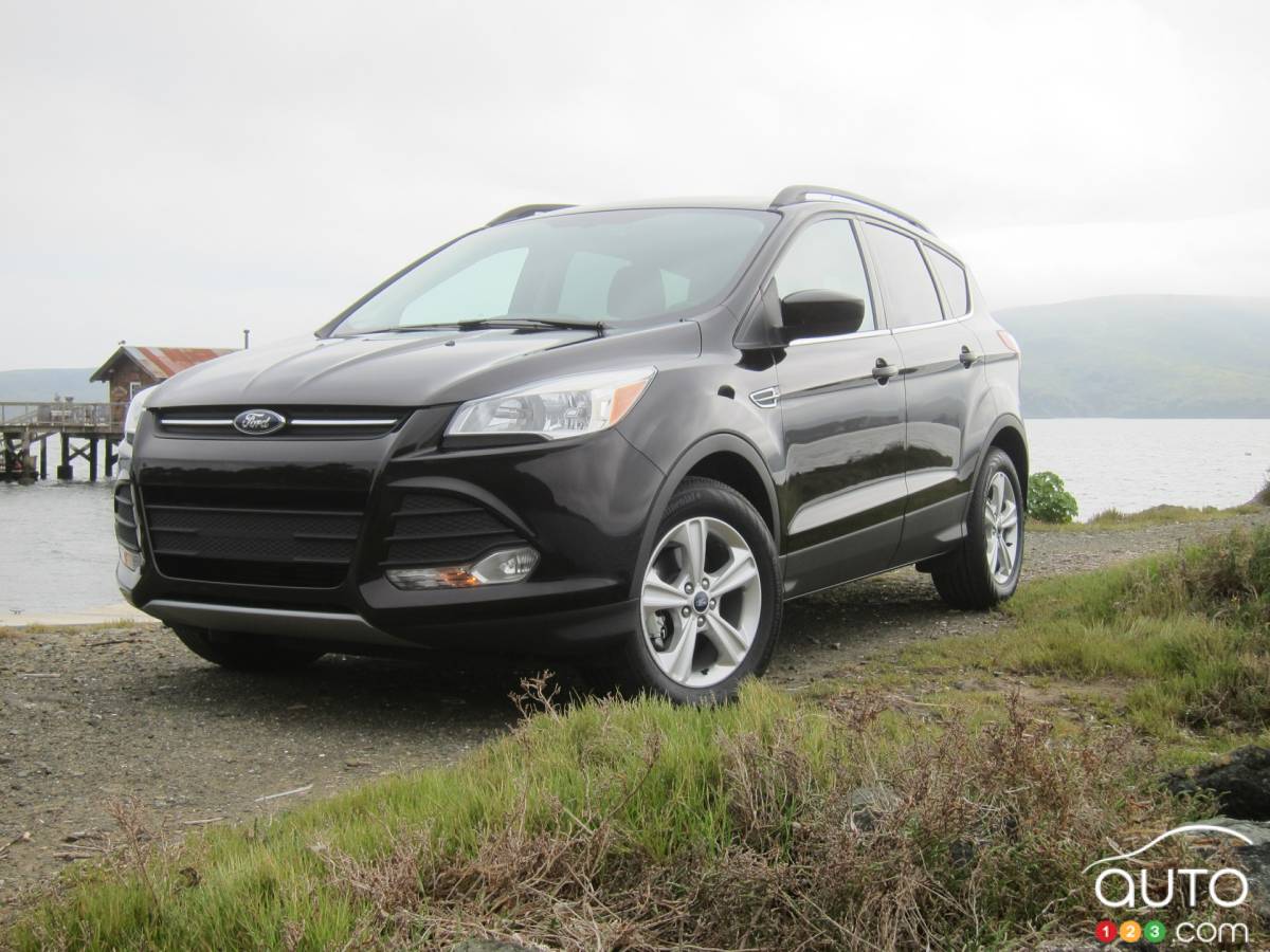 2013 Ford Escape photos