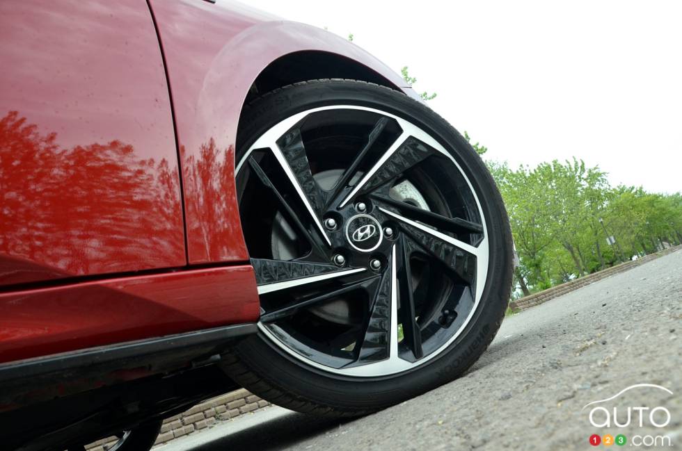 Nous conduisons la Hyundai Elantra N Line 2022