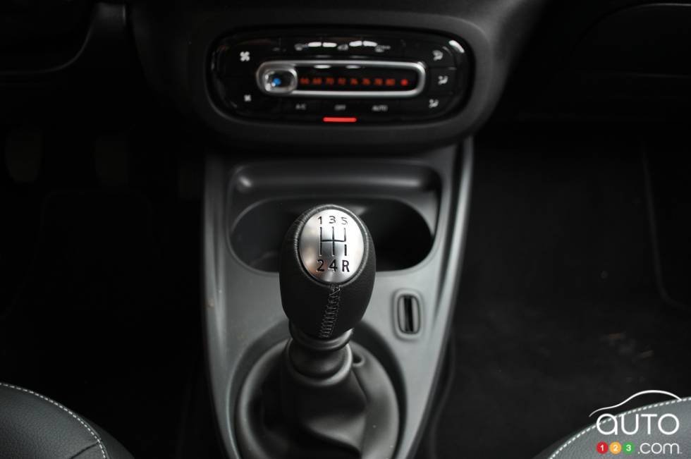 2016 Smart fortwo shift knob