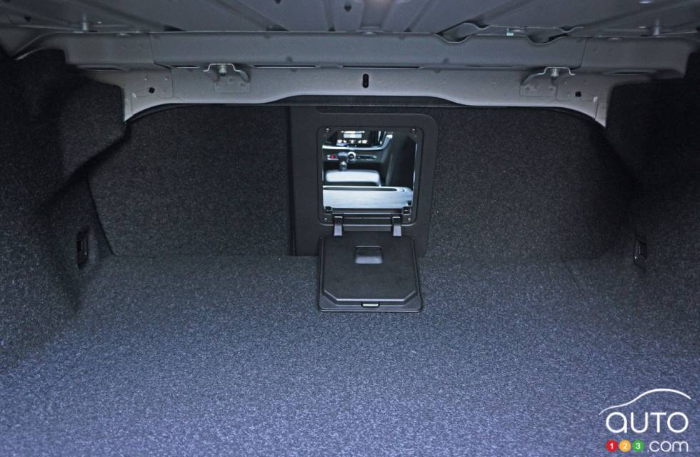  Car trunk                              