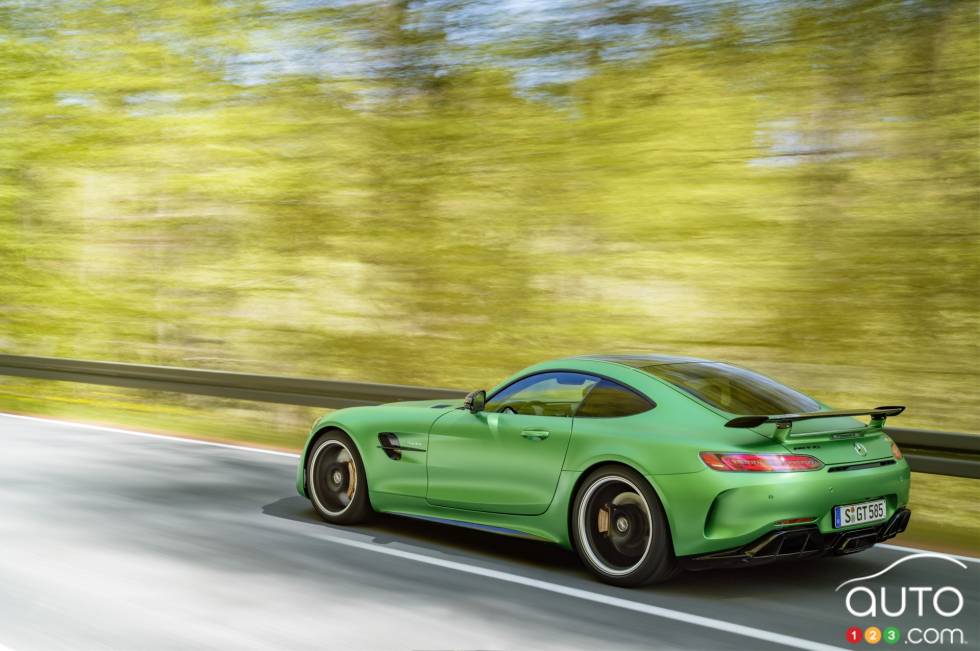Conduite de la Mercedes-AMG GT R 2017
