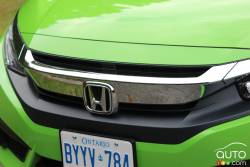 2017 Honda Civic Coupe front grille