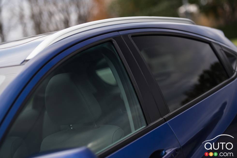 2016 Honda HR-V EX-L Navi exterior detail