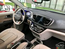 Vacances d'été en Chrysler Pacifica hybride 2018