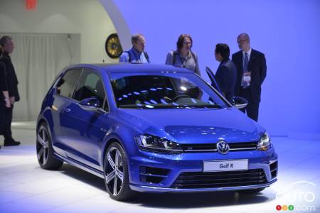 2015 Volkswagen Golf R pictures at the Detroit auto-show