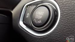 Bouton de démarrage et arrêt du moteur de la BMW X1 2016