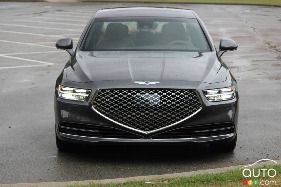 We drive the 2020 Genesis G90
