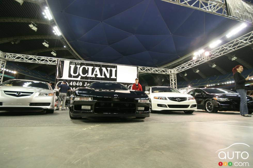Montreal National Sport Compact 2006