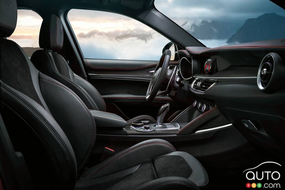 2019 Alfa Romeo Stelvio Quadrifoglio