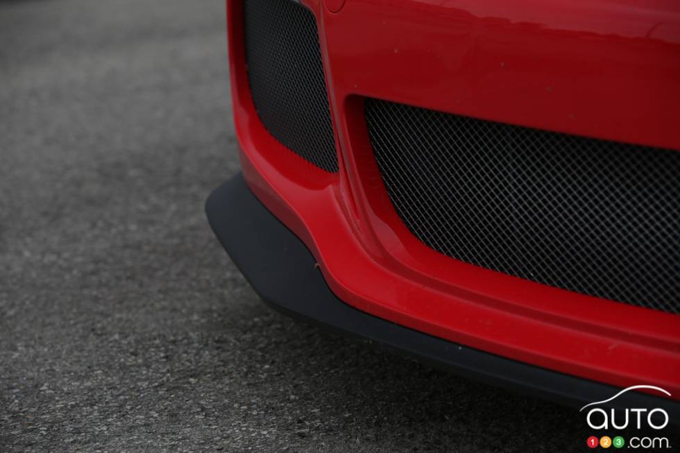 détails de la calandre avant