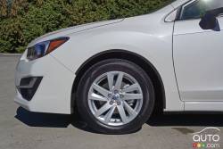 2016 Subaru Impreza 5-door Touring wheel