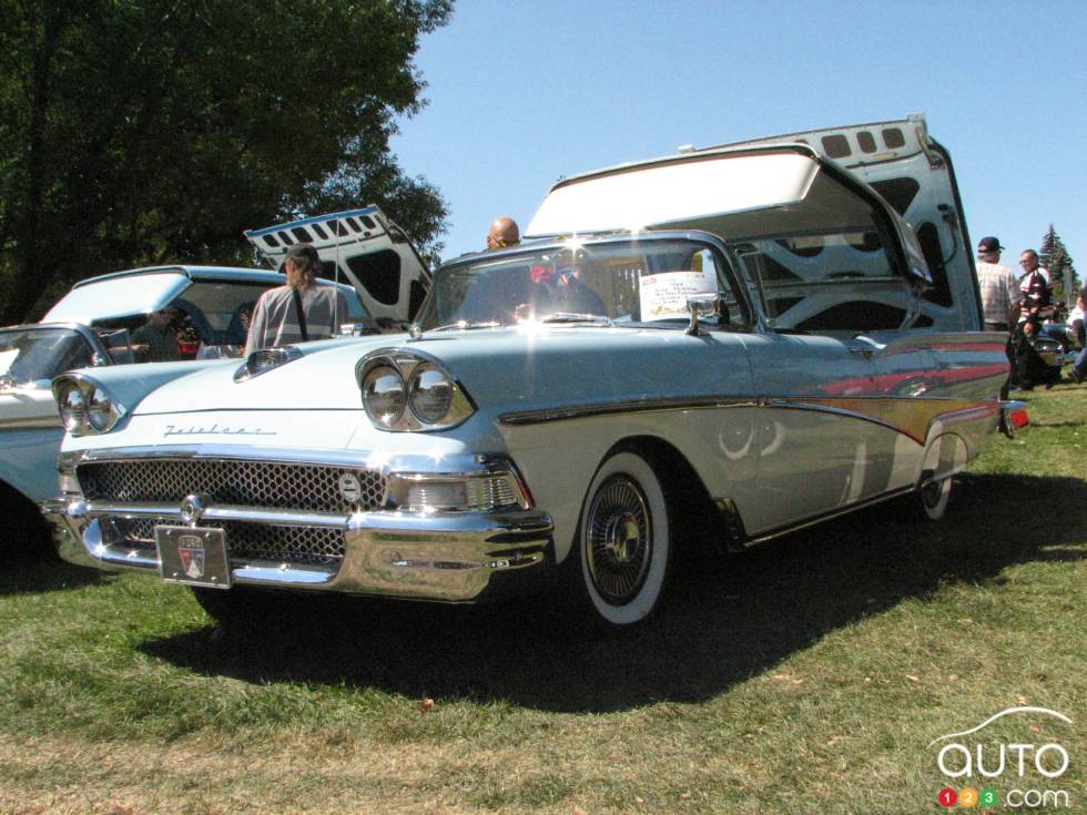 Les Belles Autos d'hier 2006