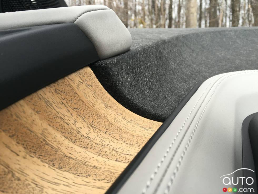 Détail intérieur de la BMW i3 2016