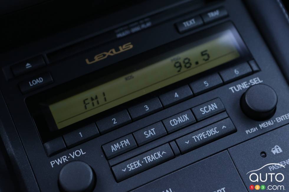 détails de la console centrale