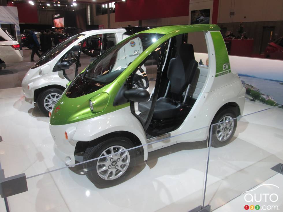 The Toyota COMS concept, previously spotted in Montreal and Toronto, is a new approach for urban mobility.