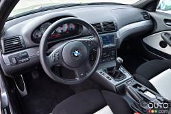 Habitacle du conducteur de la BMW E46 M3 familliale
