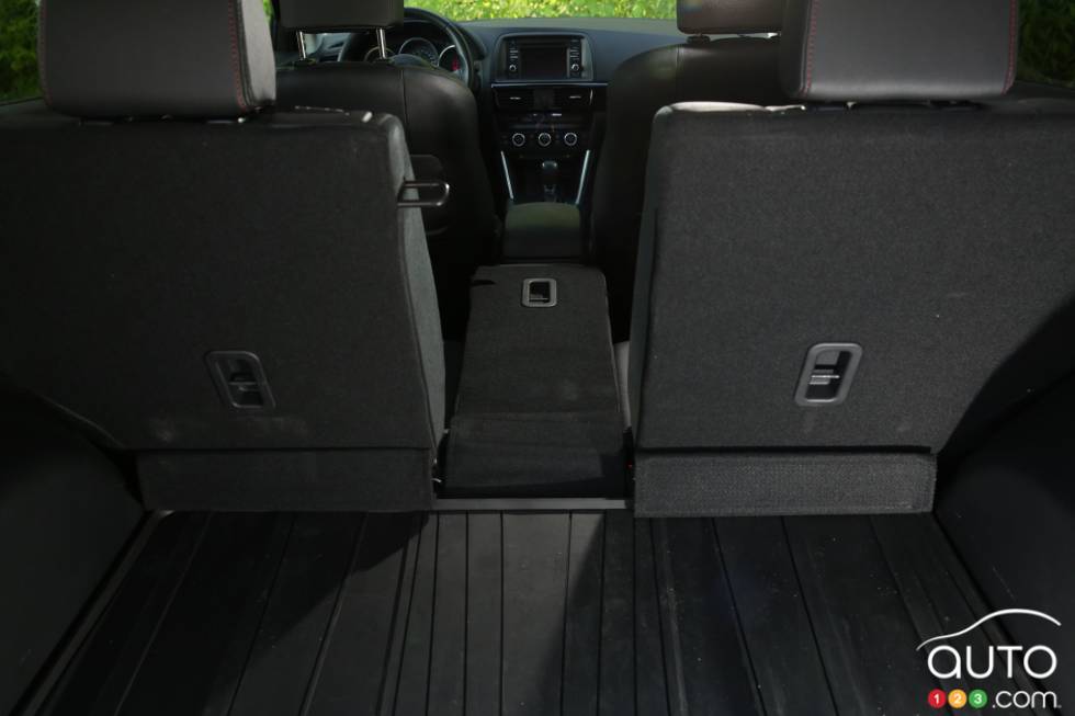 possibilité de positionnement des sièges arrières