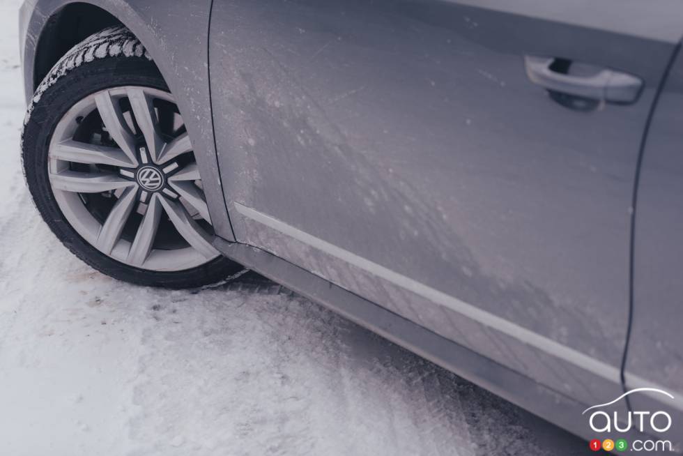 2016 Volkswagen Passat TSI wheel