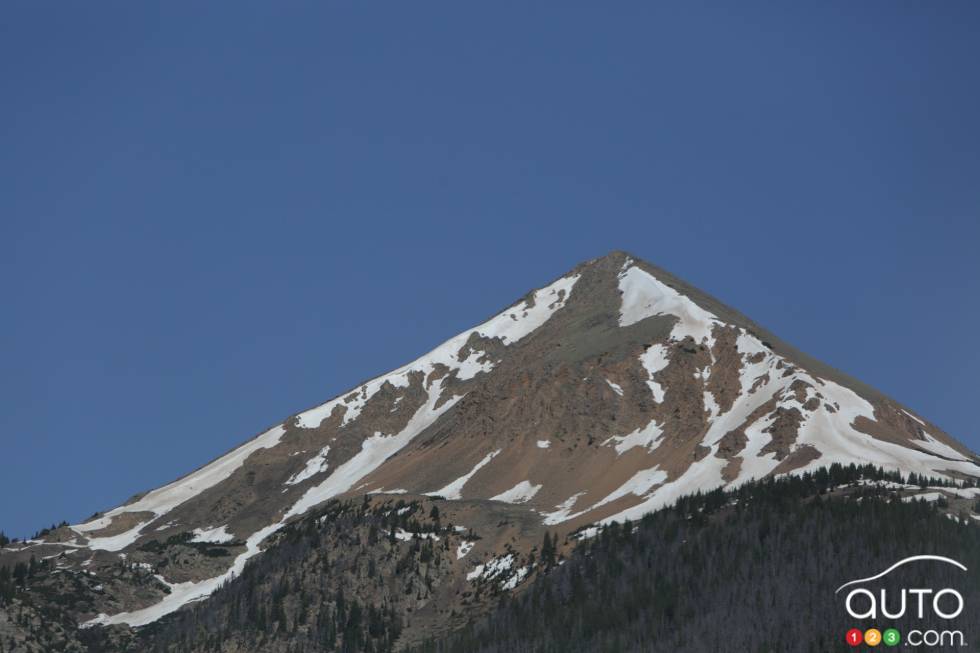 view of the Colorado mountains