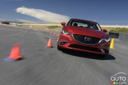 2016 Mazda G-Vectoring testing driving