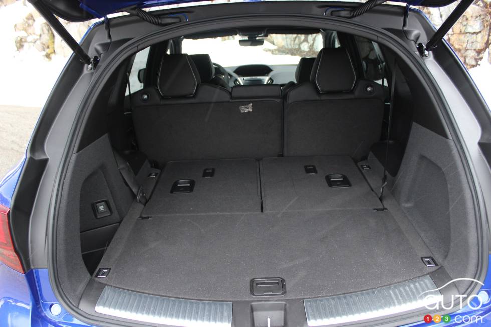 We drive the 2019 Acura MDX A-Spec