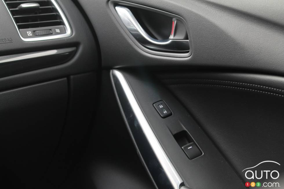 Interior door panel, passenger's side