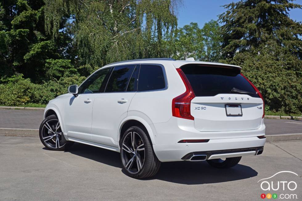 Photos du Volvo XC90 T6 R design 2016 | Auto123