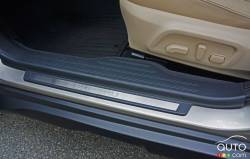 2016 Subaru Outback 2.5i limited door sill