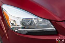 2015 Ford Escape Ecoboost Titanium headlight