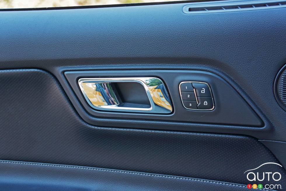 Détail intérieur de la Ford Mustang GT 2016