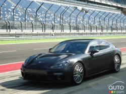 Research 2017
                  Porsche Panamera pictures, prices and reviews