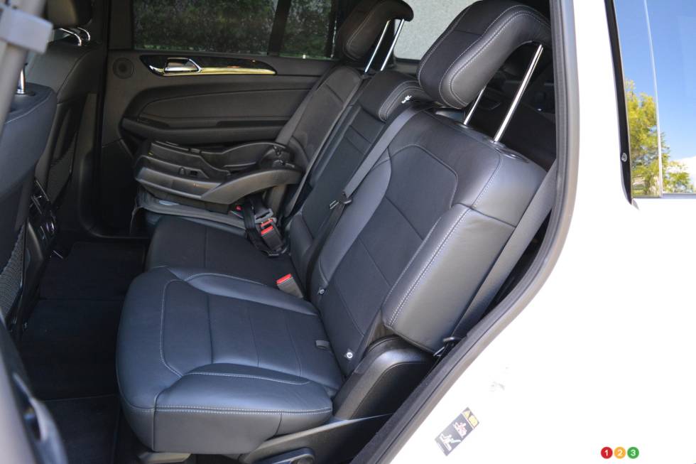 2017 Mercedes-Benz GLS rear seats